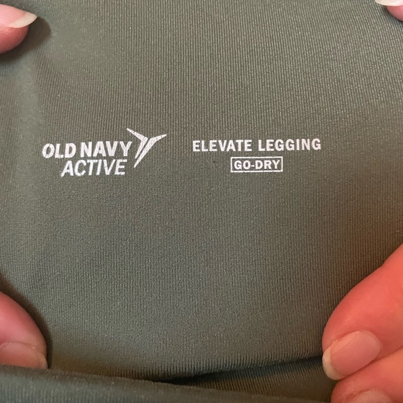 🔴old navy elevate leggings - Picture 3 of 3